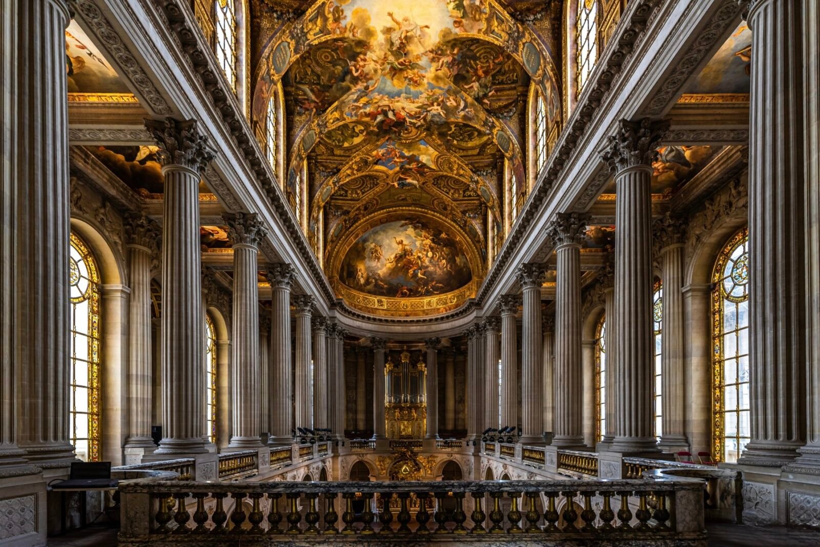 813457-les-musees-monuments-et-sites-gratuits-des-yvelines-ce-dimanche-6-novembre-2022-chateau-de-versailles-chapelle-royale 2