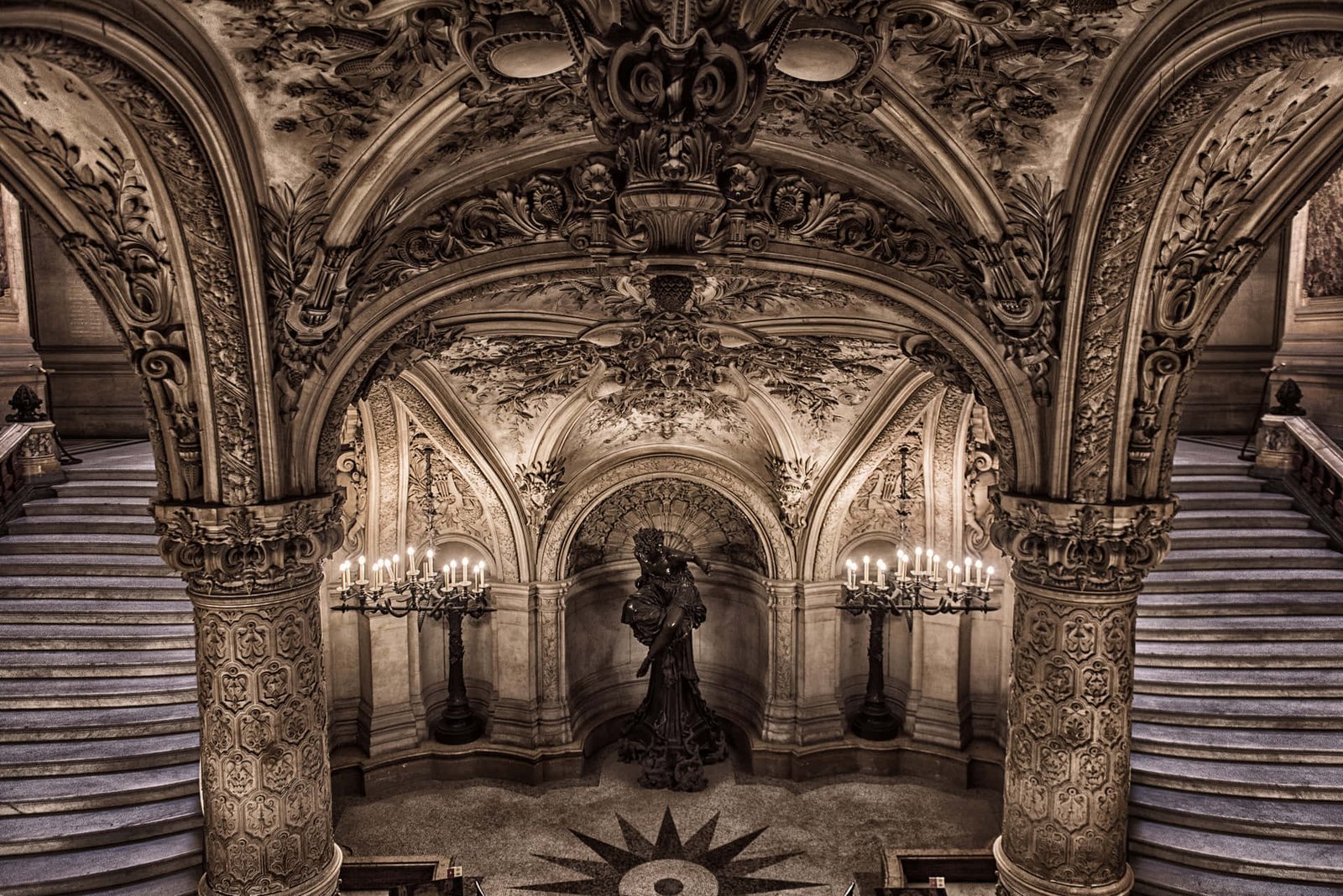 paris-opera-house-jzjixyp62e6eagfj